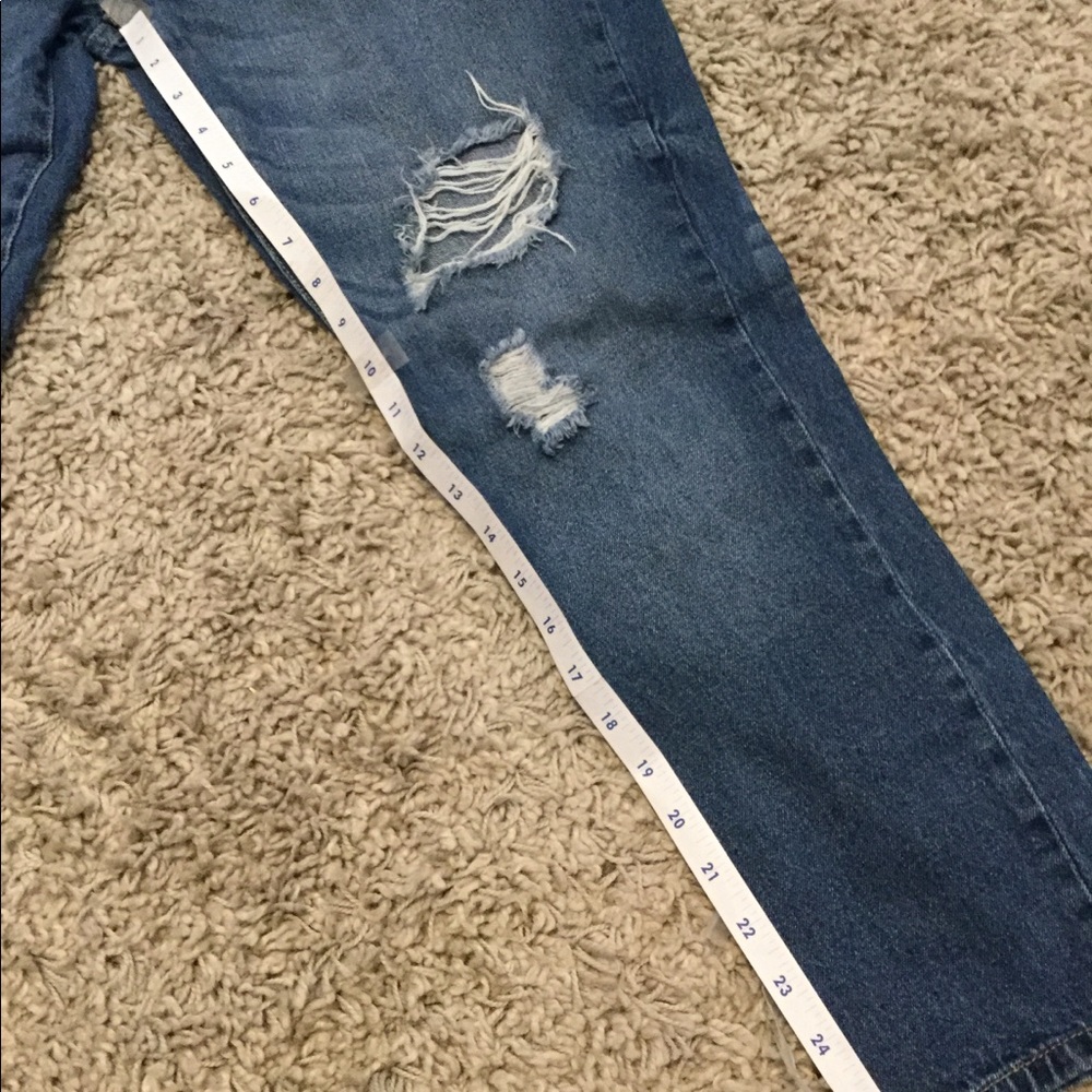 Just Fab jeans - Picture 3 of 5